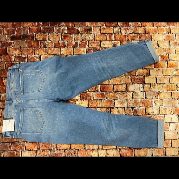 NWT Kancan hi-rise cuffed Mom Jean - Picture 7 of 8